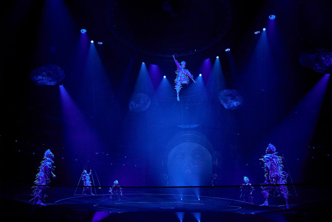 2025_Cique du Soleil_LUDÕ_AcroNet_Credit_Marc Montplaisir_1